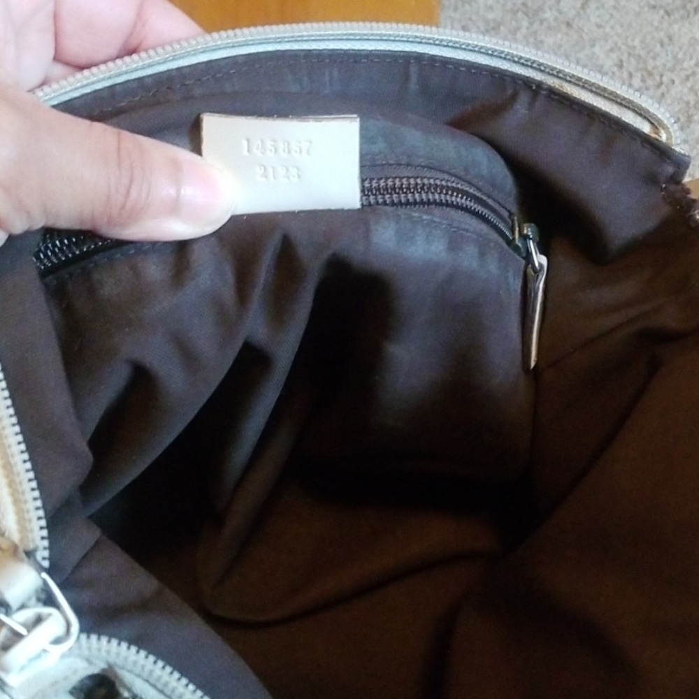 Gucci bag - Picture 7 of 8